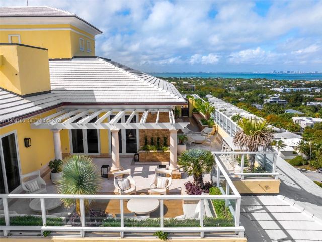 Apartment for sale  Unit #PH-1A - photo 7491246