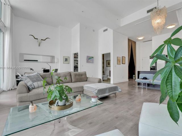 Apartment for sale  Unit #508 - photo 7432484