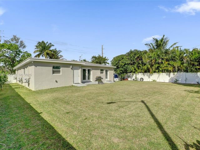 Home for sale at 2001 N 22nd Ave - photo 7506859