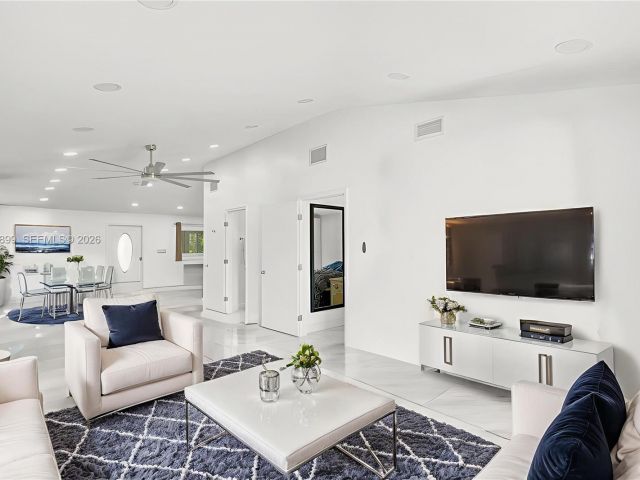 Home for sale at 2001 N 22nd Ave - photo 7506860