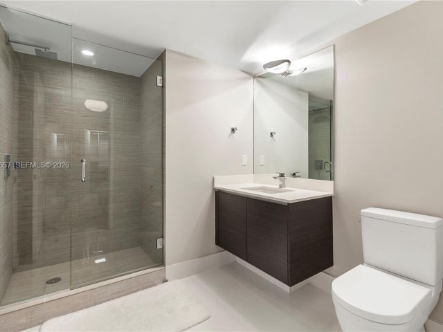 Apartment for rent  Unit #4-806 - photo 7490062