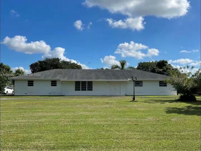 Home for rent at 30255 SW 197th Ave 0 - photo 7459249