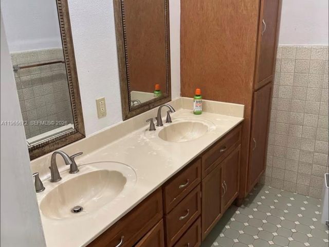 Home for rent at 30255 SW 197th Ave 0 - photo 7459265