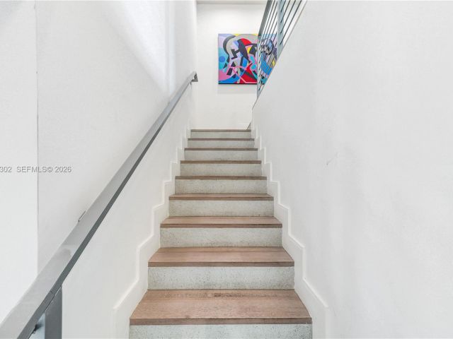 Home for rent at 640 Fernwood Rd - photo 7439394