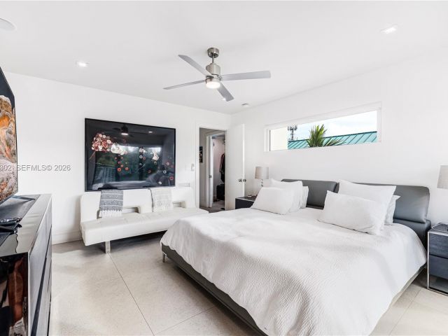 Home for rent at 640 Fernwood Rd - photo 7439396