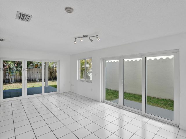 Home for sale at 15502 SW 137th Pl - photo 7446034