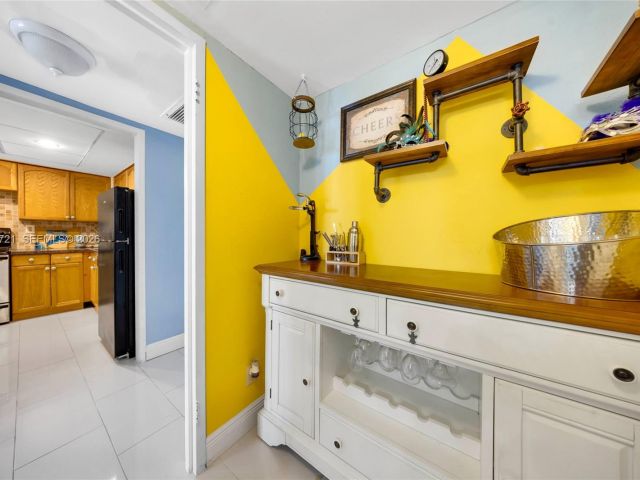 Apartment for sale  Unit #607 - photo 7445859