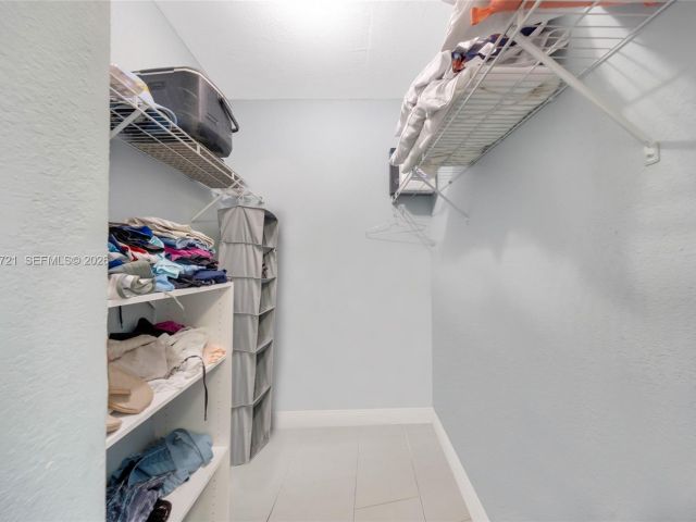 Apartment for sale  Unit #607 - photo 7445861