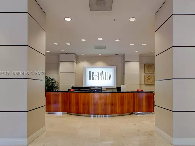 2-bedroom condo for rent in Sunny Isles Beach - 19380 Collins Ave 1002 - MondialRealty