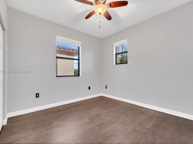 Home for rent at 3401 SE 5th St 3401 - photo 7432728