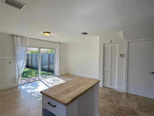 Home for rent at 2772 SW 31st Ct 2772 - photo 7432757