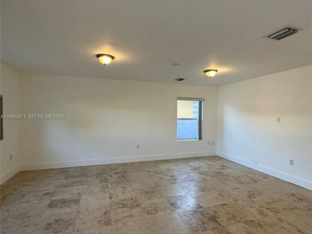 Home for rent at 2772 SW 31st Ct 2772 - photo 7432765