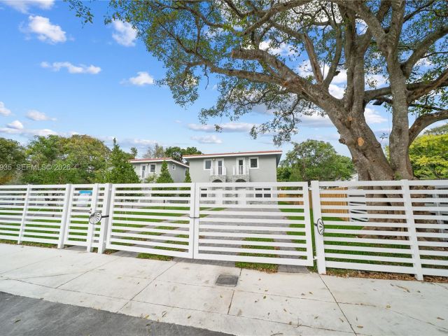 Home for sale at 529 NW 56th St - photo 7432991