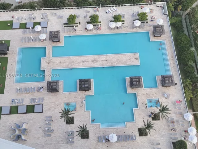 2-bedroom condo for sale in Hallandale Beach - 1800 S Ocean Dr 2406 - MondialRealty