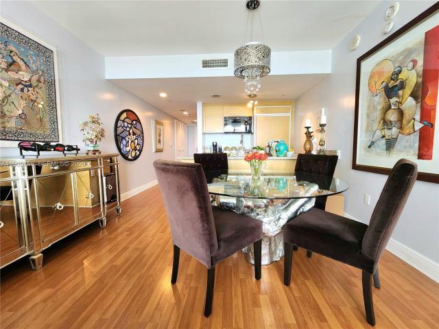 Apartment for sale  Unit #2406 - photo 7500471