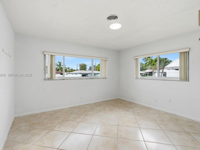 Home for rent at 1260 SW 8th St - photo 7444772