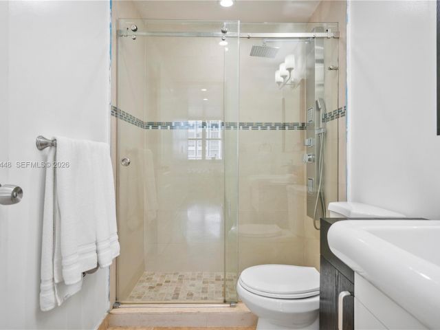 Apartment for sale  Unit #423 - photo 7435842