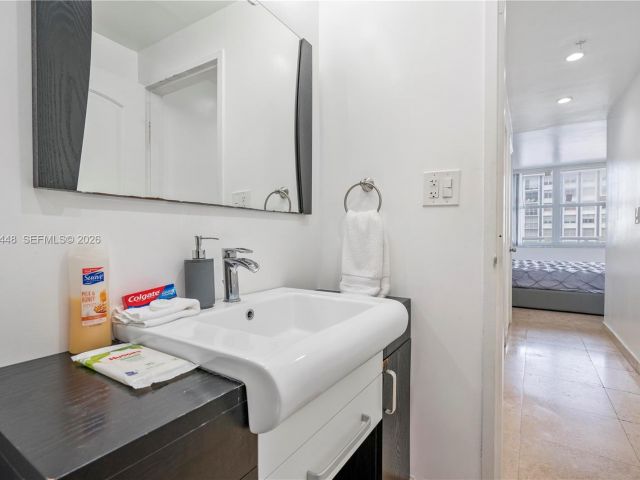 Apartment for sale  Unit #423 - photo 7435844