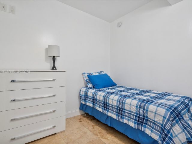 Apartment for sale  Unit #423 - photo 7435845