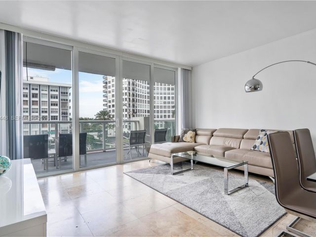 Apartment for sale  Unit #423 - photo 7435856