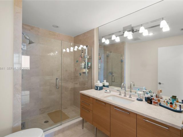 Apartment for rent  Unit #4608 - photo 7435496