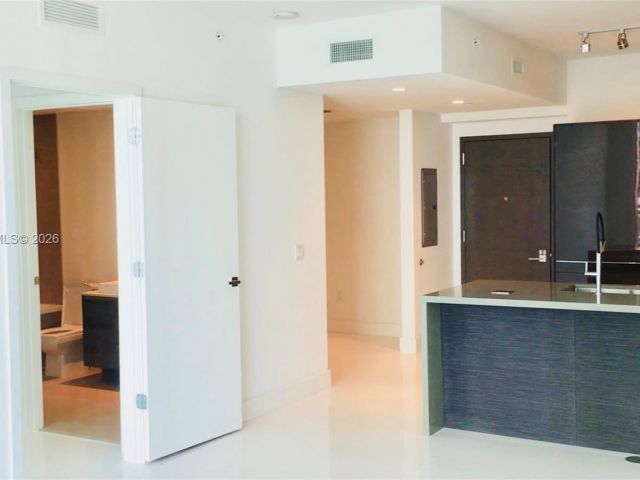 Apartment for sale  Unit #2607 - photo 7436127