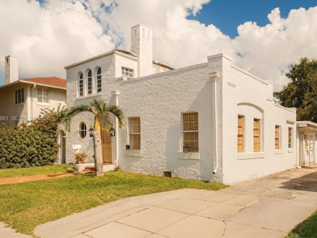 Home for sale at 1545 NW 8th Ter - photo 7445459