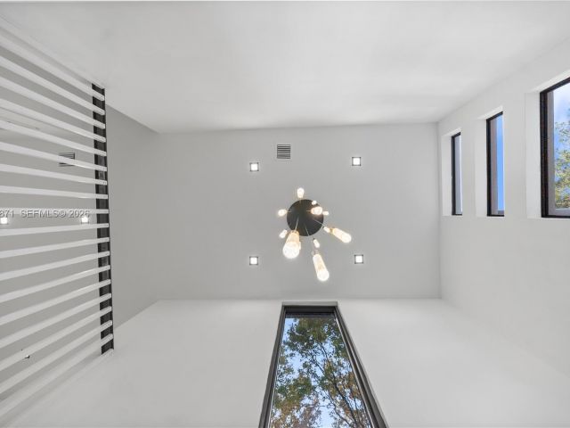 Home for sale at 1644 NW 8th Ter - photo 7434128