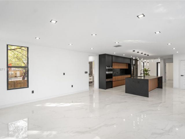 Home for sale at 1644 NW 8th Ter - photo 7434132