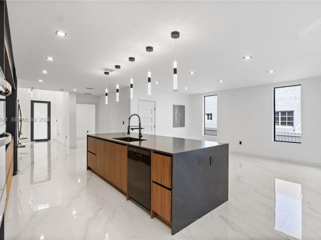 Home for sale at 1644 NW 8th Ter - photo 7434137