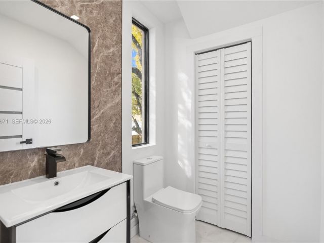 Home for sale at 1644 NW 8th Ter - photo 7434141