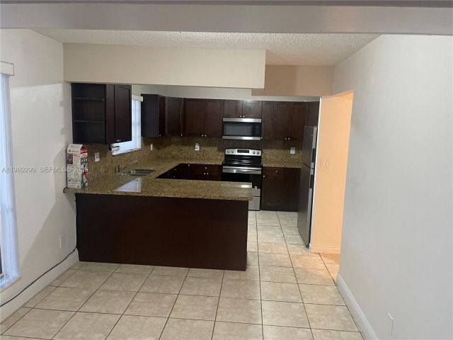 Home for rent at 2191 Bayberry Dr 2191 - photo 7453911