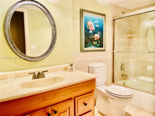 Apartment for rent  Unit #2006 - photo 7438043