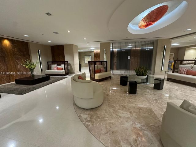 Apartment for rent  Unit #2006 - photo 7438049