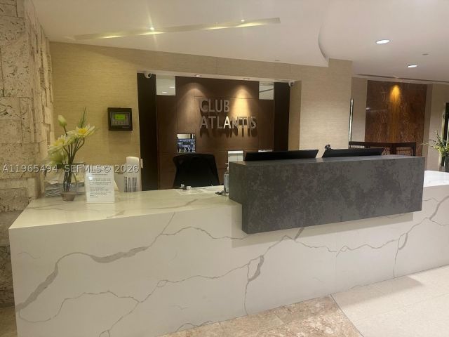 2-bedroom condo for rent in Miami Beach - 2555 Collins Ave 2006 - MondialRealty