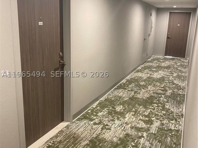 2-bedroom condo for rent in Miami Beach - 2555 Collins Ave 2006 - MondialRealty
