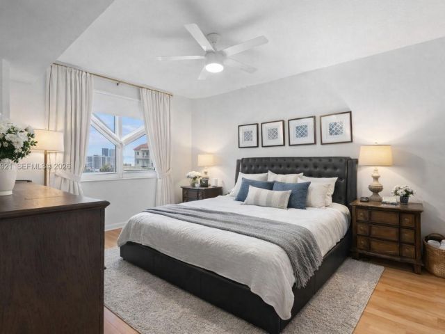 Apartment for sale  Unit #2415 - photo 7435941