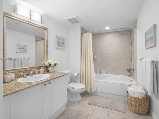 Apartment for sale  Unit #2415 - photo 7435942