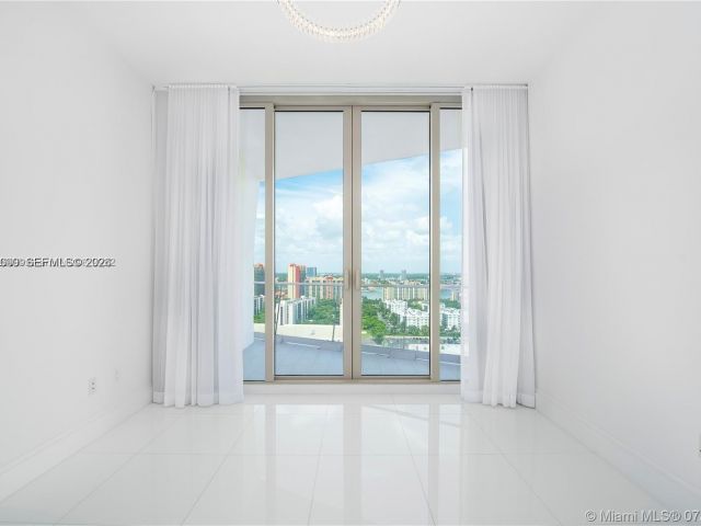 Apartment for rent  Unit #1905 - photo 7498744