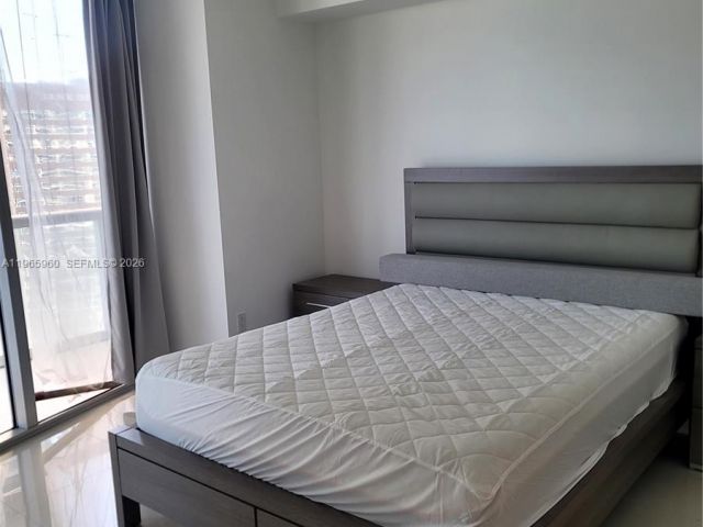 Apartment for rent  Unit #3709 - photo 7510604