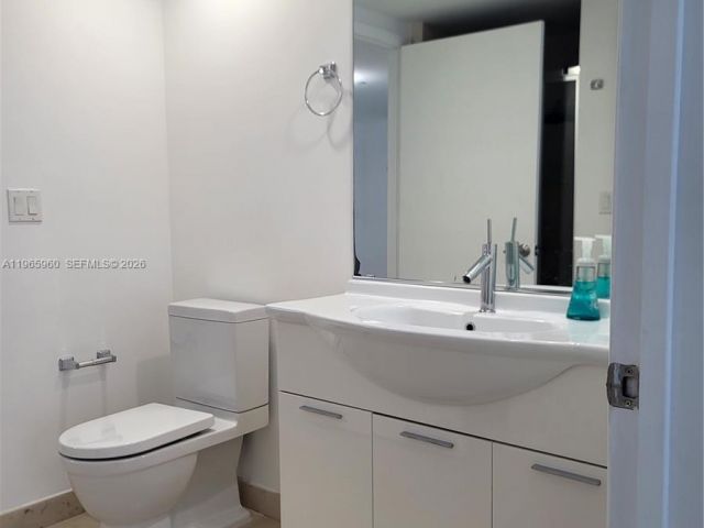 Apartment for rent  Unit #3709 - photo 7510610