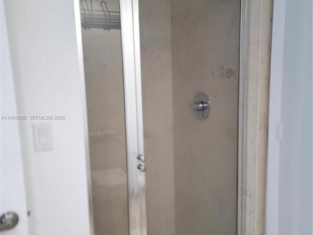 Apartment for rent  Unit #3709 - photo 7510611