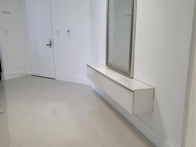 Apartment for rent  Unit #3709 - photo 7510612