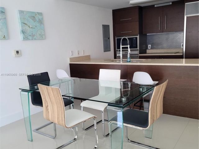 Apartment for rent  Unit #3709 - photo 7510615