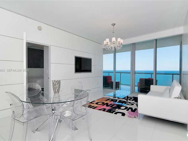 Apartment for rent  Unit #1707 - photo 7498555