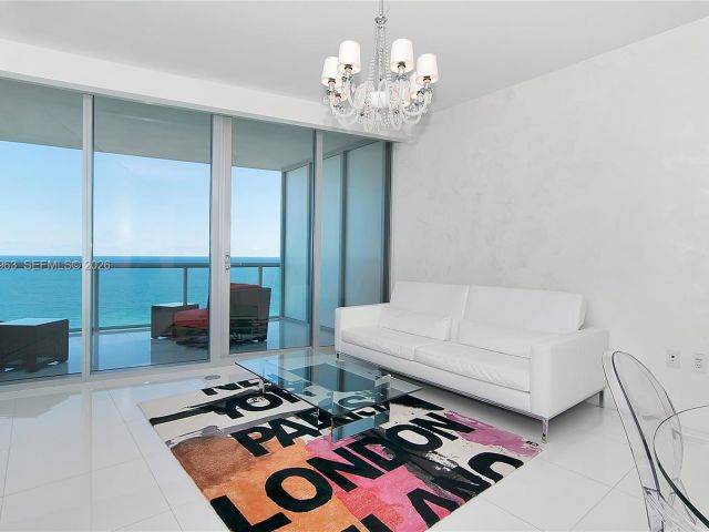 Apartment for rent  Unit #1707 - photo 7498556