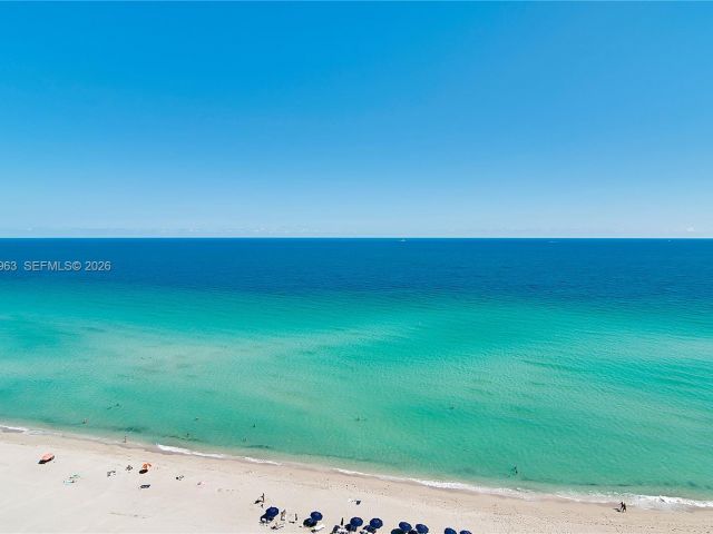 Apartment for rent  Unit #1707 - photo 7498562