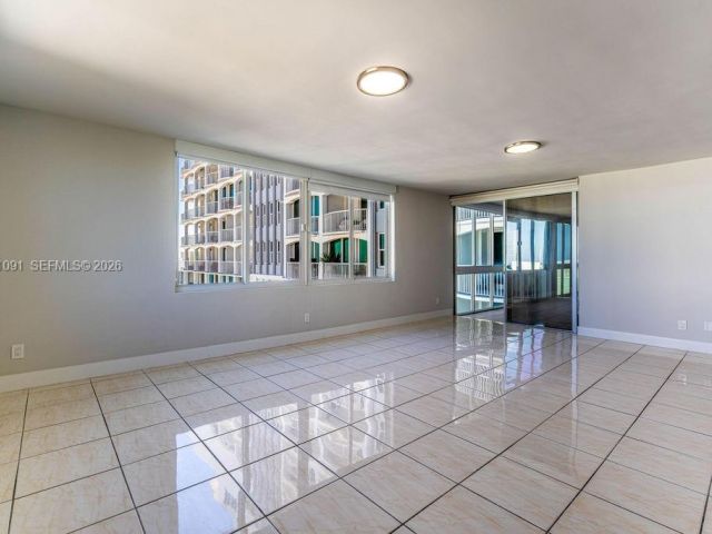 Apartment for rent  Unit #919 - photo 7534794