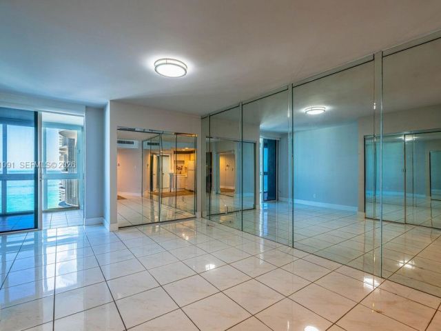 Apartment for rent  Unit #919 - photo 7534809