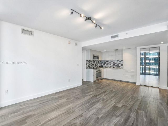 Apartment for sale  Unit #4807 - photo 7436059